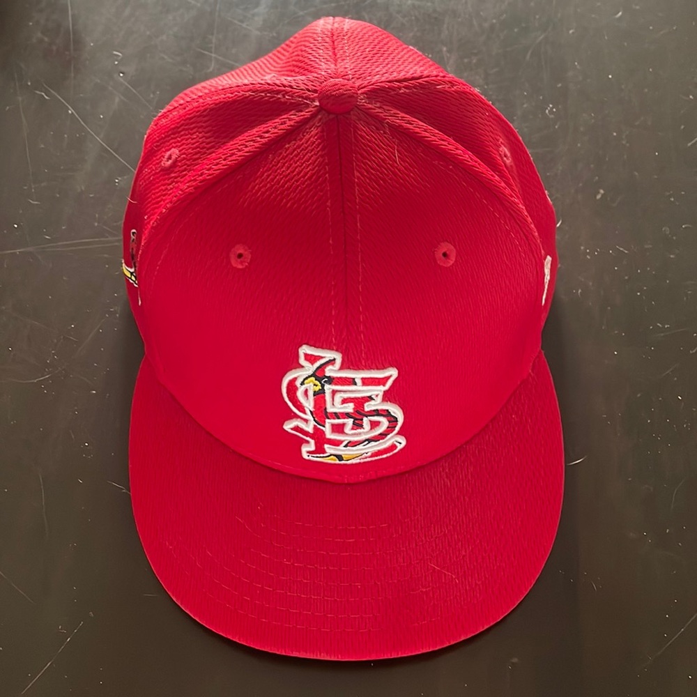 NWOT New Era Saint Louis Cardinals Fitted Baseball hat